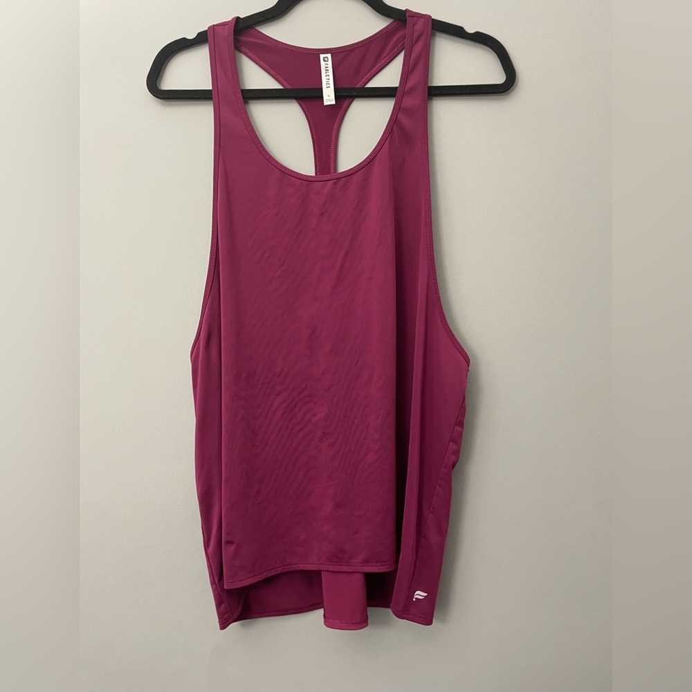 Fabletics top